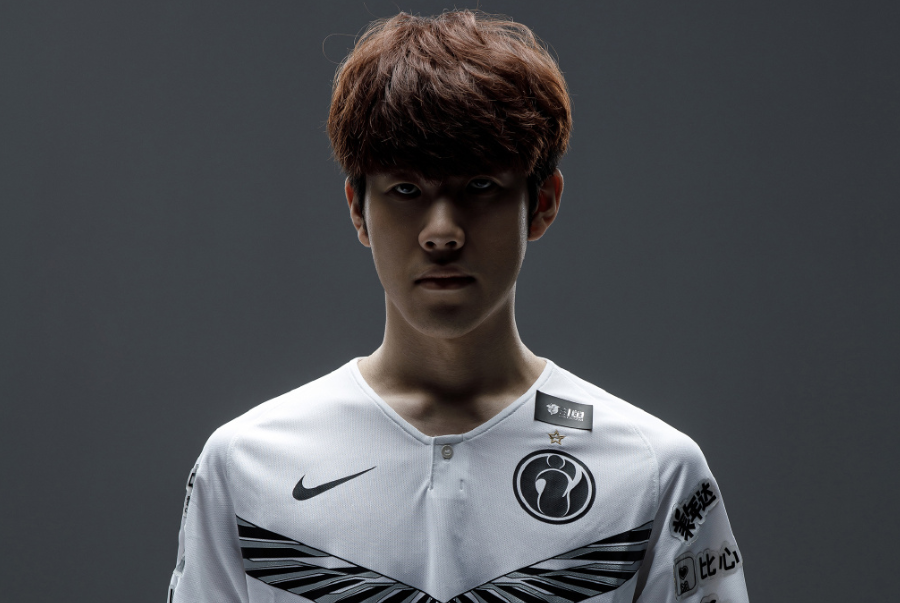 【赛后战报】就这么纪律？WE2：0轻取LGD拿下第二分